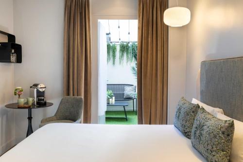 Eiffel Saint Charles