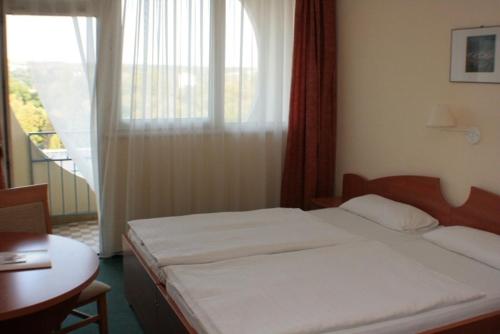 Hotel Eger & Park