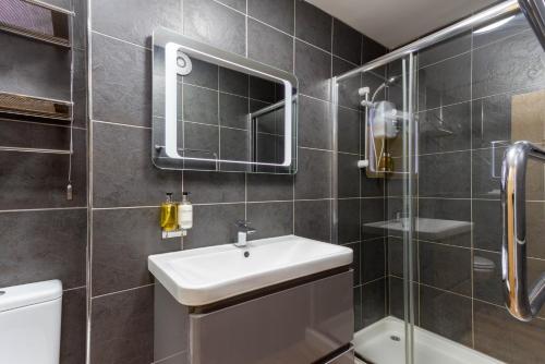 Granada Apartments Berkeley