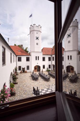 Schlossgut Tunzenberg Schloss Schenke