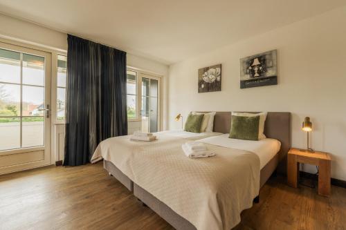 Strandhotel Dennenbos