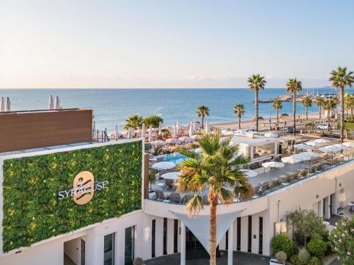 Mercure Villeneuve-Loubet Plage Hotel