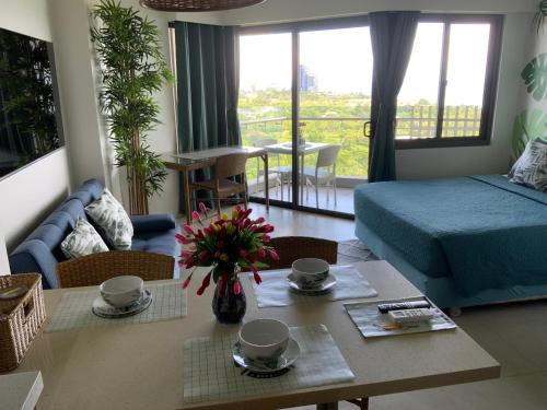 Ma Roberta - Tambuli Resort with fast Wifi 16 Floor Studio Type