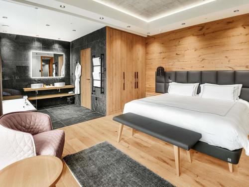 Swissotel Damian Jasna