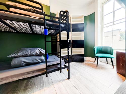 Prime Backpackers Angel