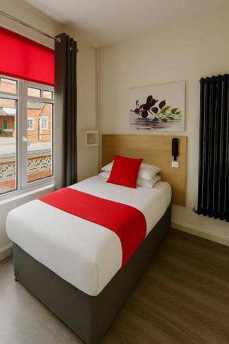 The Railway Sleeper Lodge