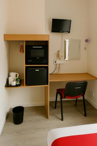 The Railway Sleeper Lodge