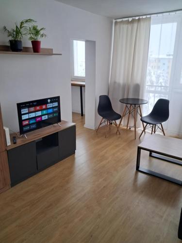 KAWALERKA 28M SALON Z KUCHNIĄ CENTRUM NOWY SĄCZ Faktura VAT