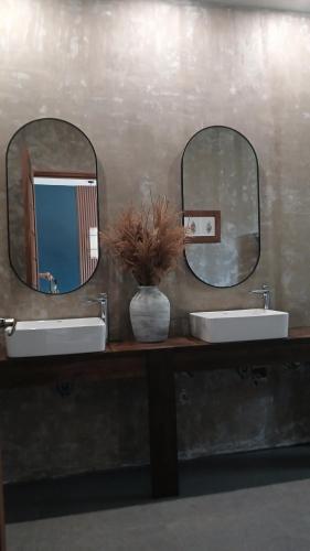 La Villa French Cafe Patisserie