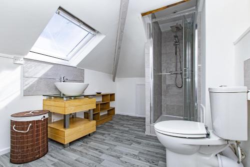 Montague House Apartments