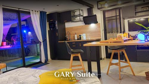 GARY Suite - Studio Cosy, Spa et jardin privatif à 4 min de Cambrai