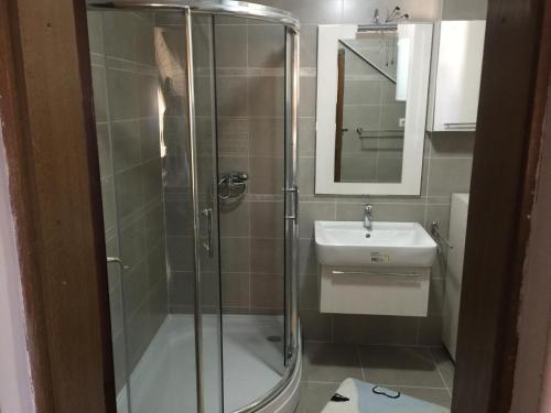 Banjac Apartments & Rooms