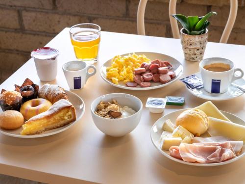 B&B HOTEL Pomezia Cortese