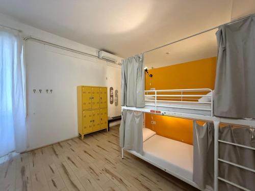 QUO Milano