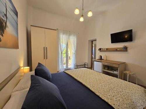 Apartments & Rooms Chiara