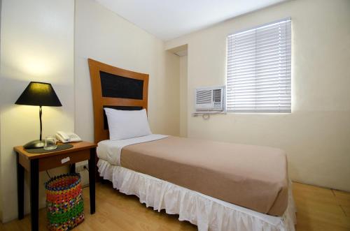 Spaces Hotel Makati People & Pets