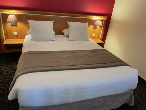 Le Domaine de la Forêt D Orient Natur Hotel Golf & Spa