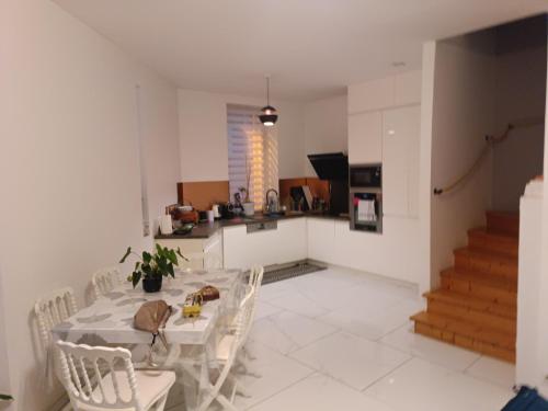 Alpinias Bed And Breakfast