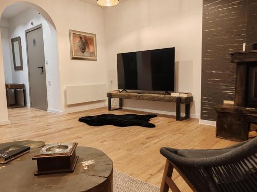 Monastery 2 Aparthotel