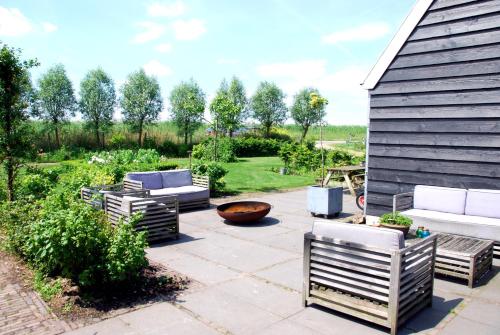B&B Bed In Waterland