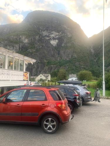 Eidfjord Gjestgiveri - Hytter