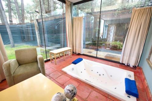 CH Victoria Hotel Boutique Pinar