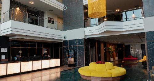 Apartamentos Vértice Sevilla Aljarafe