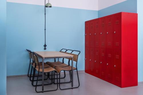 Fabrika Hostel & Suites