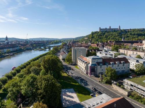 Mercure Hotel Wuerzburg am Mainufer