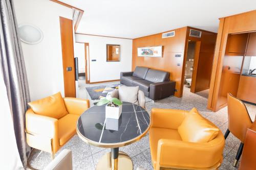 Hôtel Goldstar Resort & Suites