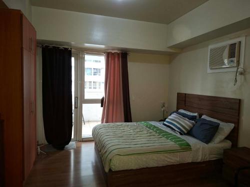 Celadon Tower- Studio with balcony near SM San Lazaro