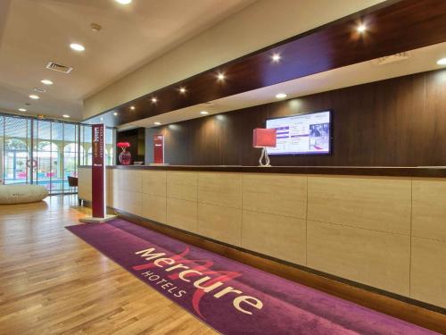 Mercure Paris Velizy Hotel