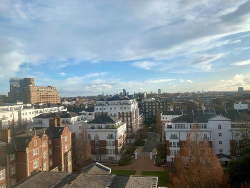 Holiday Inn London - Kensington High St