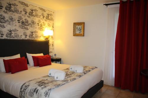 Logis La Bastide De Grignan Hotel & Restaurant La Chênaie