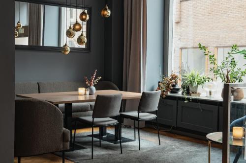 Home Hotel Temperance