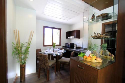 Coron Soleil Garden Resort