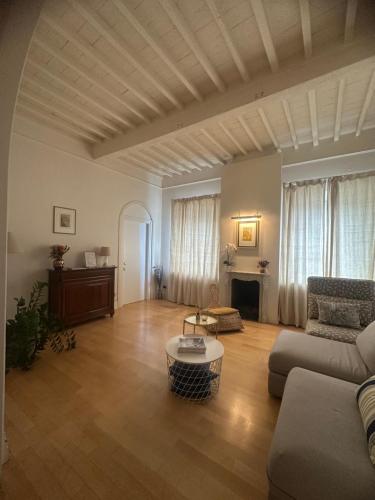 Lauri Loft