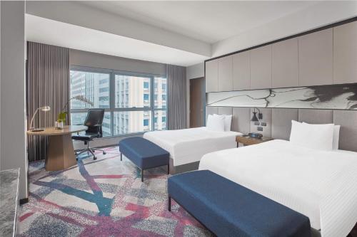 Crowne Plaza Manila Galleria