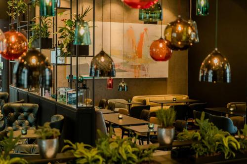 Motel One Köln-Neumarkt