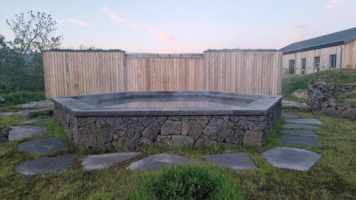 Miðhraun – Lava resort