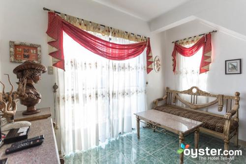 White Castle Resort & Hotel