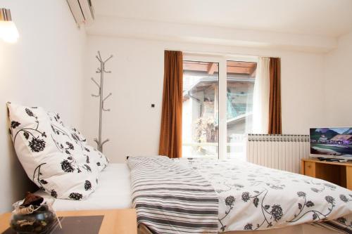 Rooms Garden
