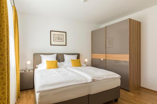 Vienna Grand Apartments City