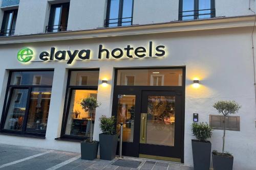 elaya hotel regensburg city center, Trademark by Wyndham