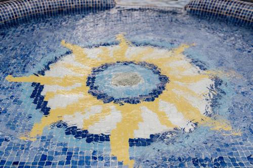 Moon Dreams Coral Beach Hotel