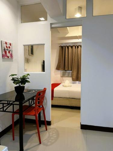 Makati Poblacion Hotel