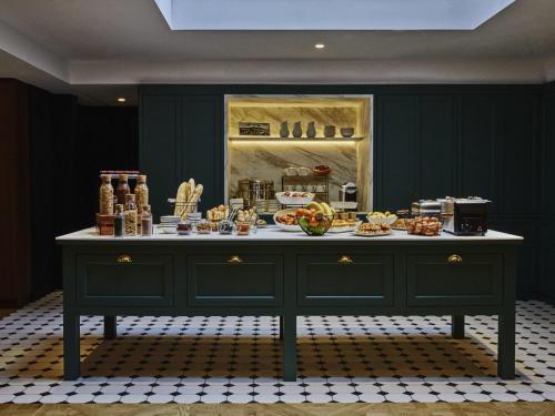 Mercure Versailles Chateau