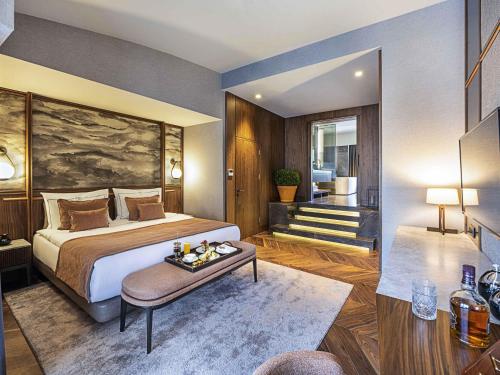 Rixos Sungate