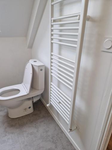Business Class Rooms private toilet common kitchen