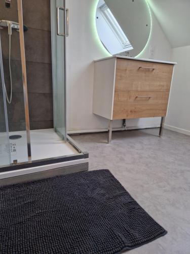 Business Class Rooms private toilet common kitchen